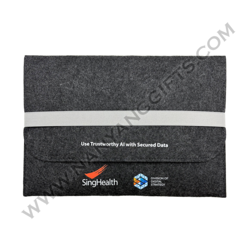 laptop sleeve_Singhealth_nanyanggifts