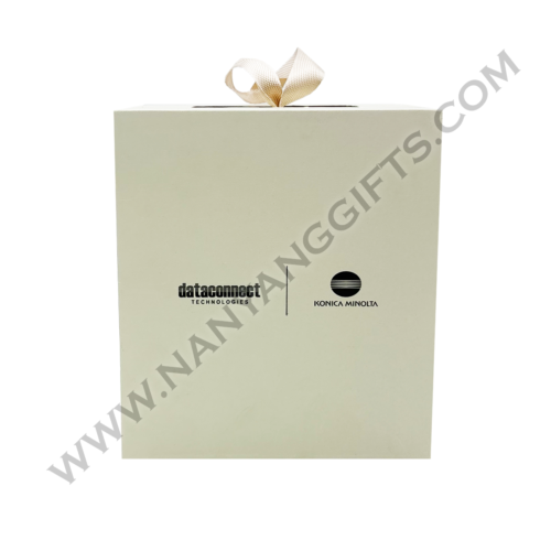 tea mug_Konica Minolta Business Solutions Asia_nanyanggifts