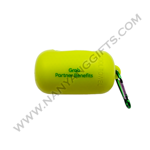 cooling towel with plastic_grab_corporate gifts