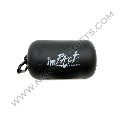 cooling towel with plastic_people's association_nanyanggifts