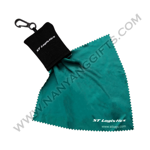 Microfiber screen cleaning cloth with keychain pouch_ST Logistics_corporate gifts_nanyanggifts