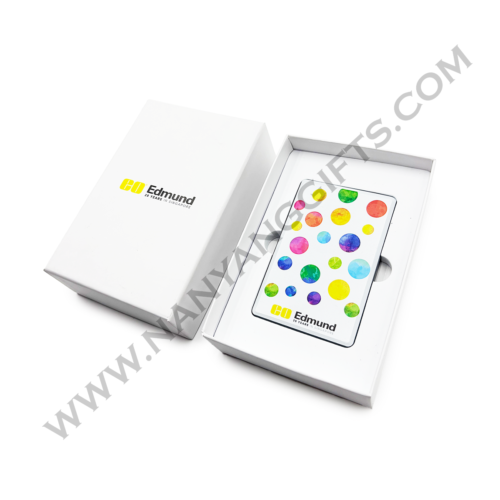 powerbank_Edmund Optics_corporate gifts