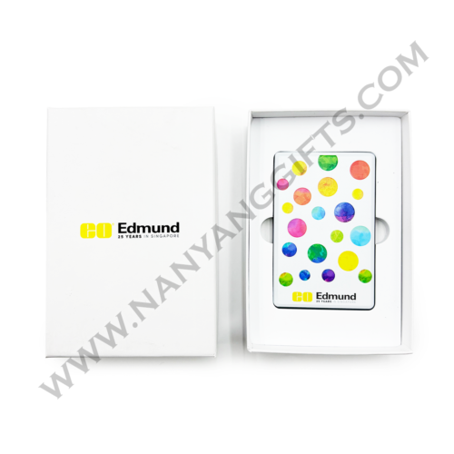 powerbank_Edmund Optics_corporate gifts