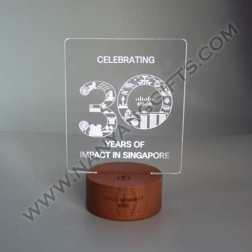 acrylic led with wooden base_cisco_nanyanggifts