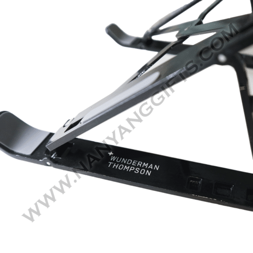 Laptop Stands_wunderman thomson2