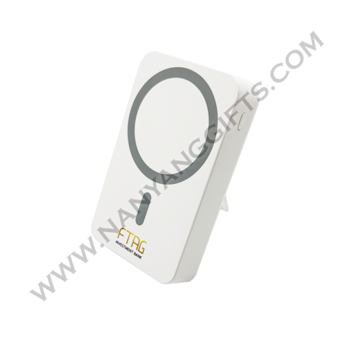 PD20 Magsafe Powerbank With Built In Cables And Stand_FTAG_corporate gifts