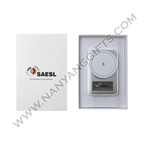 3 in1 wirelesscharger_SAESL_nanyanggifts