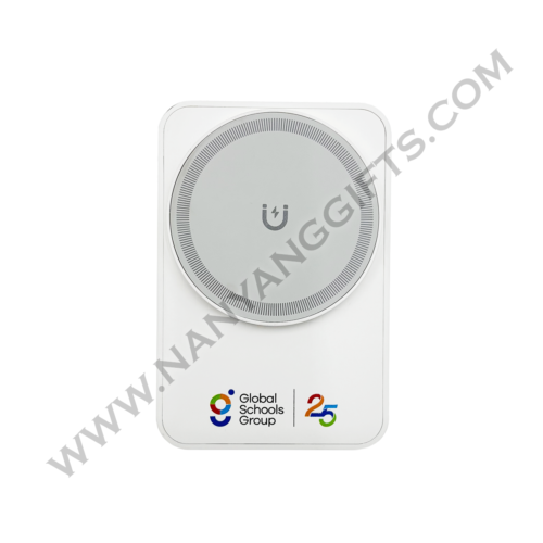 3 in1 wirelesscharger_global schools group_nanyanggifts