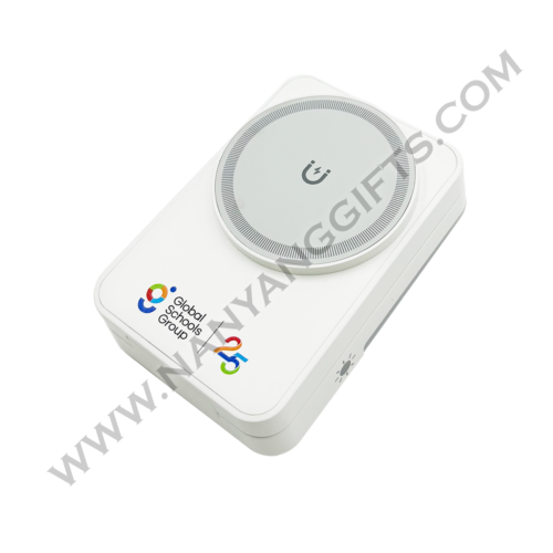 3 in1 wirelesscharger_global schools group_nanyanggifts