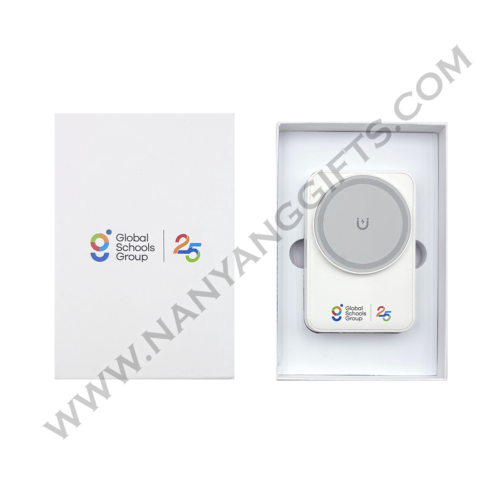 3 in1 wirelesscharger_global schools group_nanyanggifts